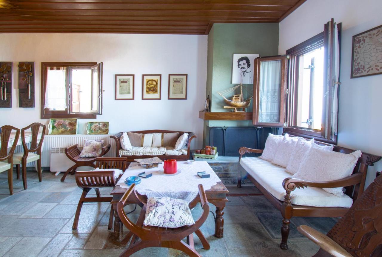 Traditional Guesthouse 4 Epoches ซาโกรา ภายนอก รูปภาพ